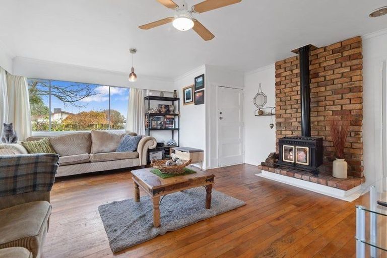 Photo of property in 43 Hendon Road, Fairview Downs, Hamilton, 3214