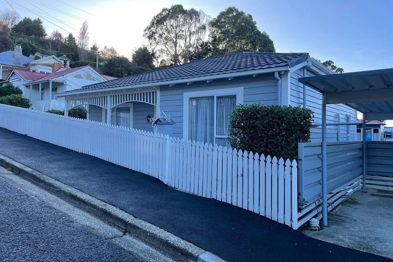 Photo of property in 40 Sydney Street, Caversham, Dunedin, 9011