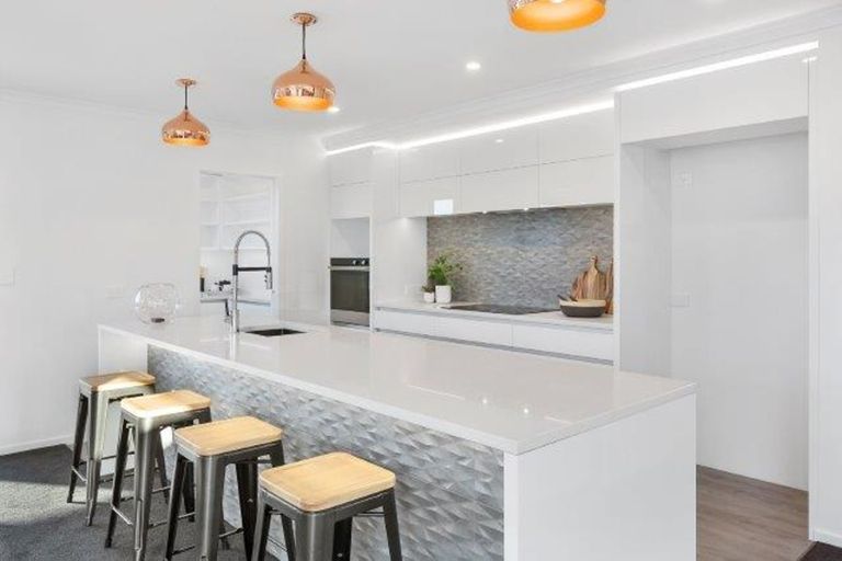 Photo of property in 76 Shields Street, Clyde, 9330