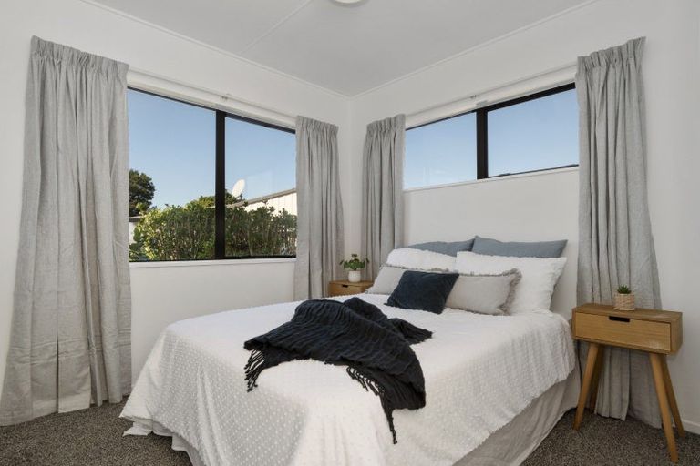 Photo of property in 228 Gravatt Road, Papamoa Beach, Papamoa, 3118