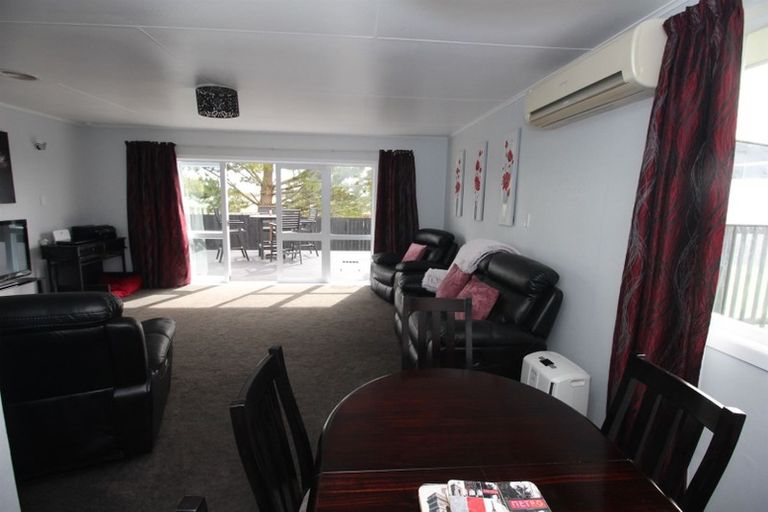 Photo of property in 4 Ngatuku Place, Tokoroa, 3420