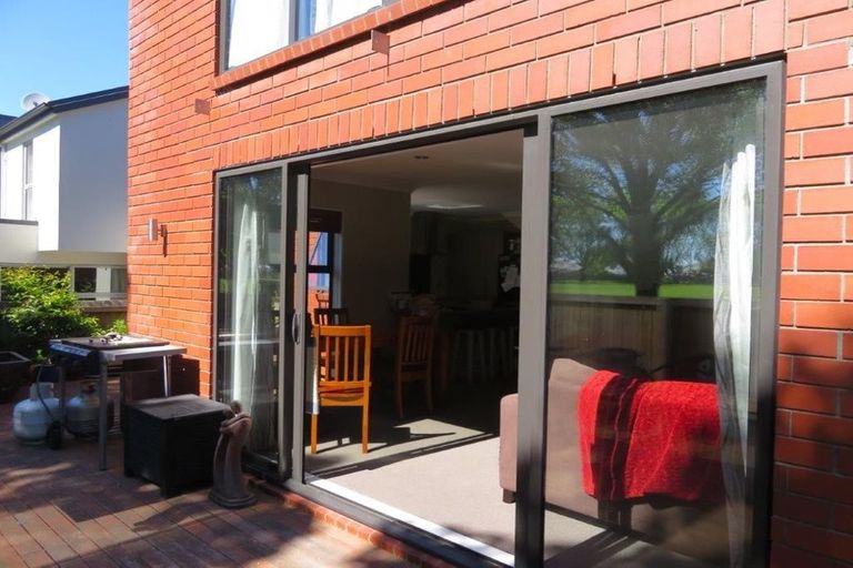 Photo of property in 108c Strickland Street, Sydenham, Christchurch, 8023