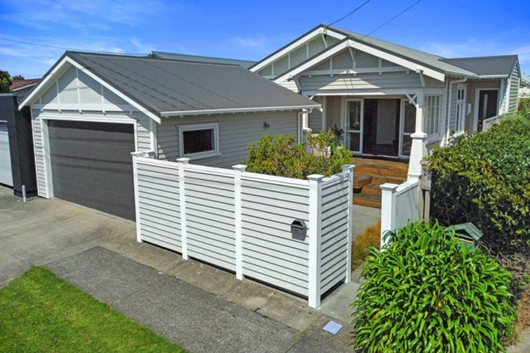 Photo of property in 12 Barriball Street, Fitzroy, New Plymouth, 4312