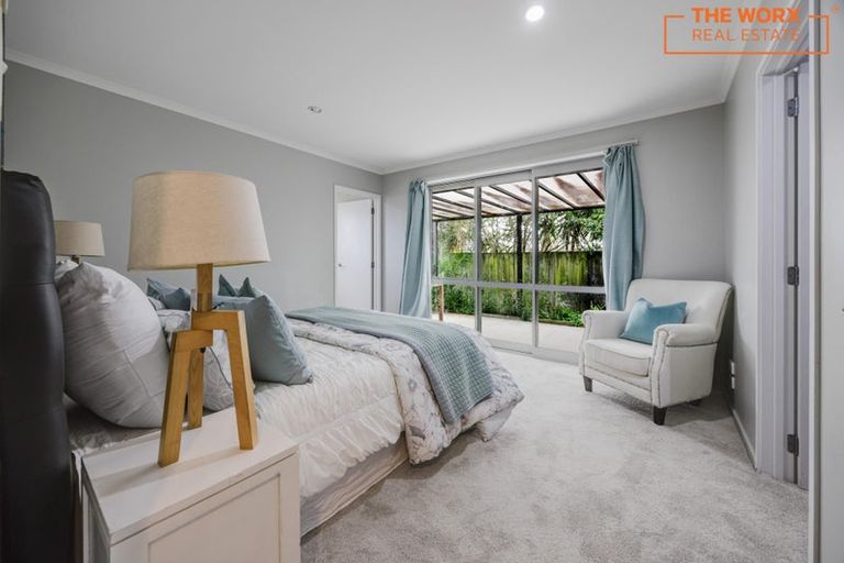 Photo of property in 33 Captain Mitchell Drive, Opaheke, Papakura, 2113