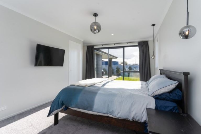 Photo of property in 55b Dublin Street, Martinborough, 5711