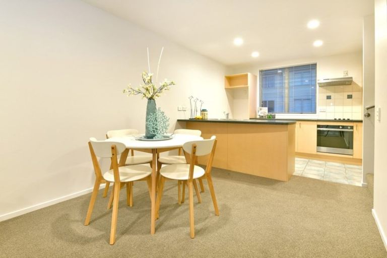 Photo of property in 17/3 Riverside Road, Orewa, 0931