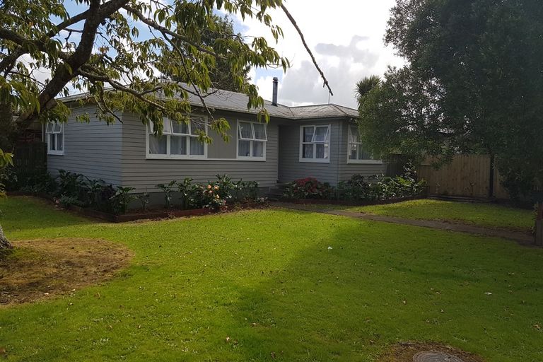 Photo of property in 59 Dominion Road, Papakura, 2110
