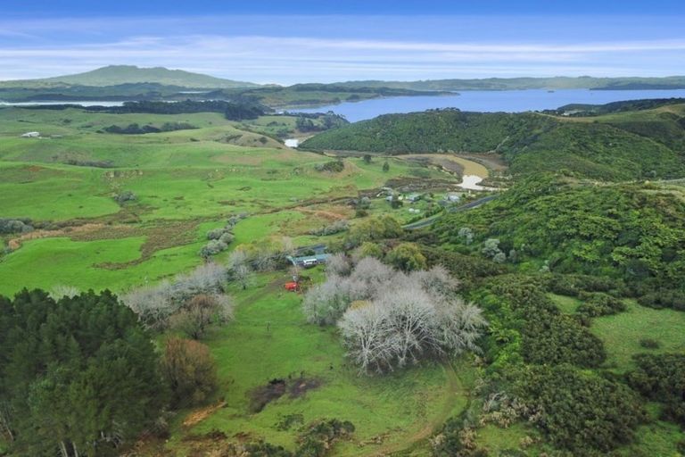 Photo of property in 712 Ohautira Road, Raglan, 3295