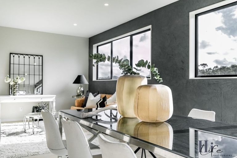 Photo of property in 8 Celestial Crescent, Orewa, 0931