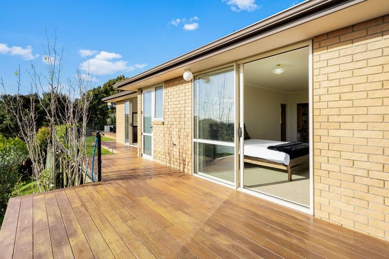 Photo of property in 19b Kowhai Road, Wainui, Silverdale, 0992