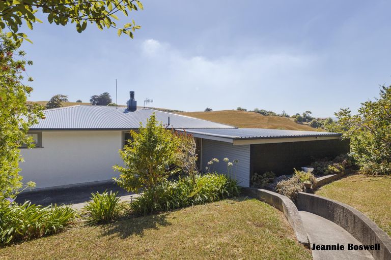 Photo of property in 49 Sandon Road, Feilding, 4702
