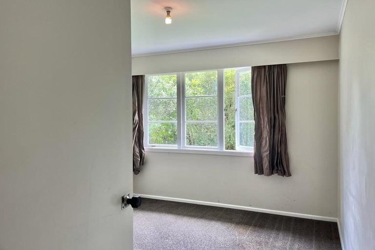 Photo of property in 1/16 Duncan Avenue, Te Atatu South, Auckland, 0610