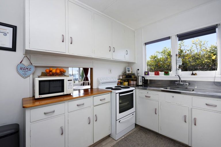 Photo of property in 8 Durham Street, Stoke, Nelson, 7011