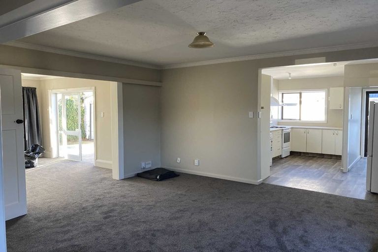 Photo of property in 63 Aorangi Road, Bryndwr, Christchurch, 8053