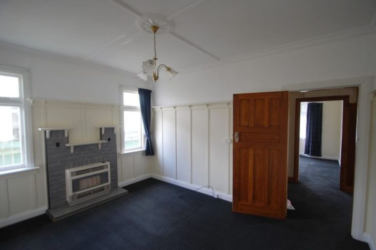 Photo of property in 1/76 Cambridge Terrace, Waterloo, Lower Hutt, 5011