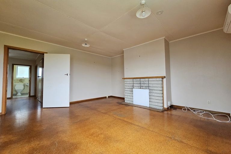Photo of property in 63 Titoki Street, Castlecliff, Whanganui, 4501