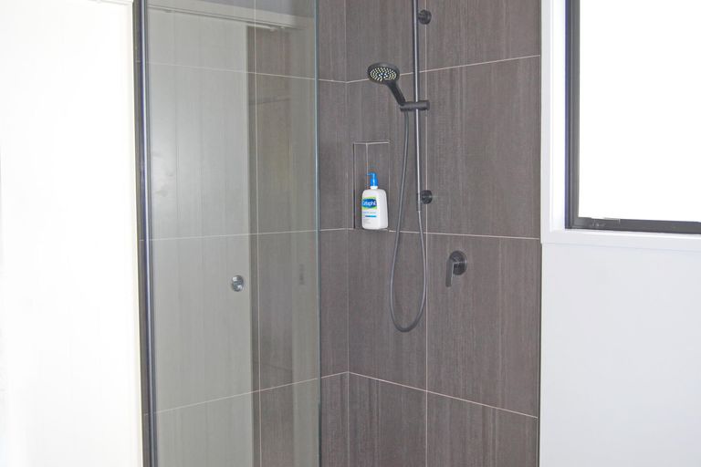 Photo of property in 5 Lupis Way, Kaiwaka, 0573