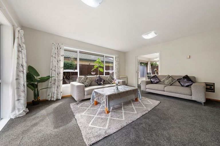 Photo of property in 2/18 Murmont Street, Bishopdale, Christchurch, 8053