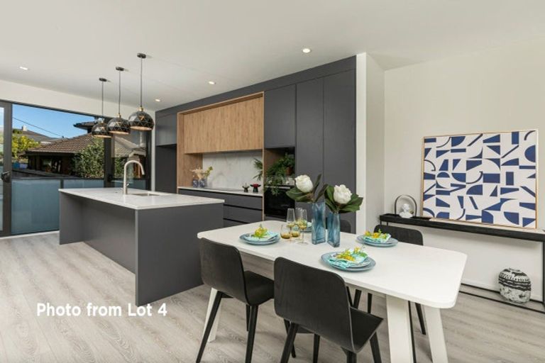 Photo of property in 4/20 Penzance Road, Mairangi Bay, Auckland, 0630