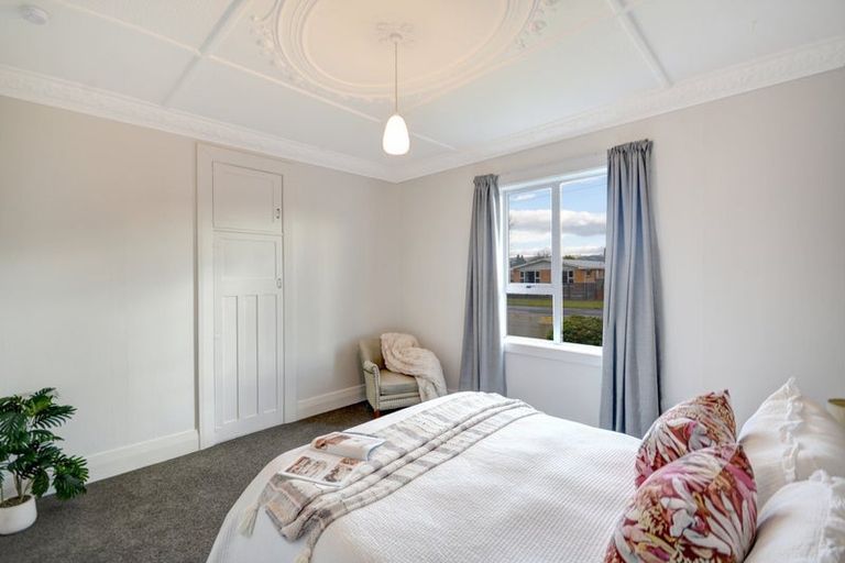 Photo of property in 12 Severn Street, Green Island, Dunedin, 9018