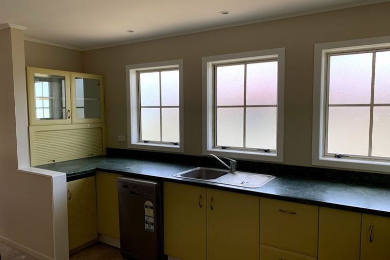 Photo of property in 26 West Coast Road, Te Kopuru, 0371