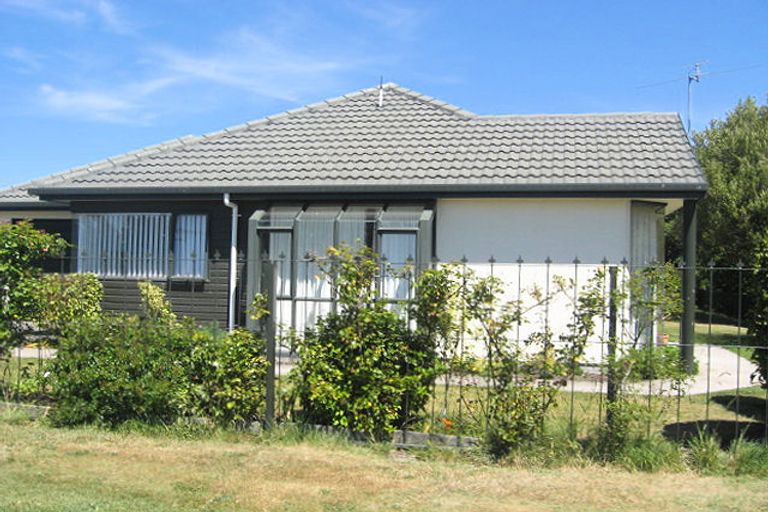 Photo of property in 4/4 Alpine View, Parklands, Christchurch, 8083