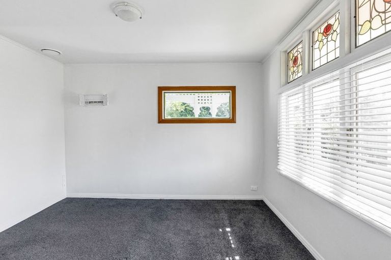 Photo of property in 62 Romilly Street, Westport, 7825