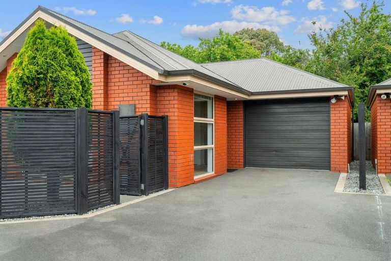 Photo of property in 4/17 Hansons Lane, Upper Riccarton, Christchurch, 8041