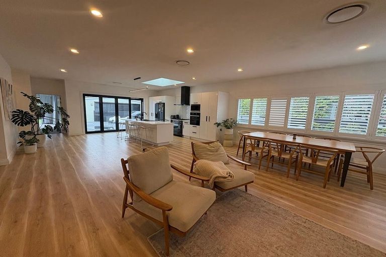 Photo of property in 161 Weston Road, St Albans, Christchurch, 8052