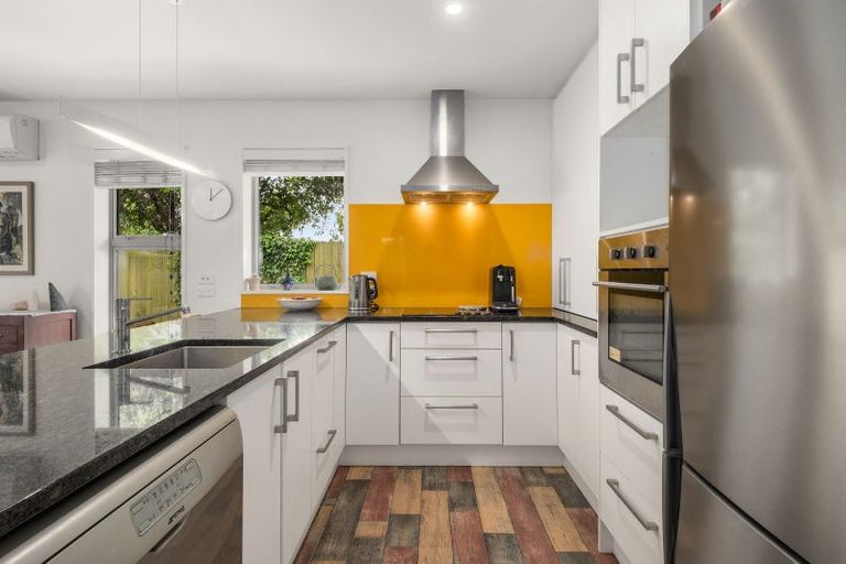 Photo of property in 1/51 Barrington Street, Somerfield, Christchurch, 8024