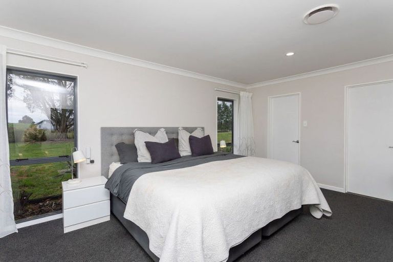 Photo of property in 12 Totaramahonga Road, Dannevirke, 4972
