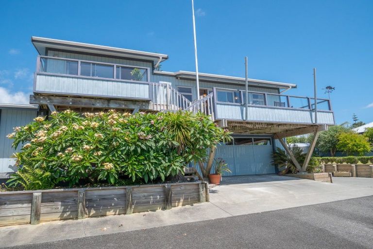 Photo of property in 43 Stratford Drive, Cable Bay, 0420