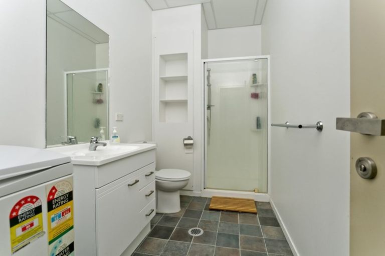 Photo of property in 9/28 The Avenue, Albany, Auckland, 0632