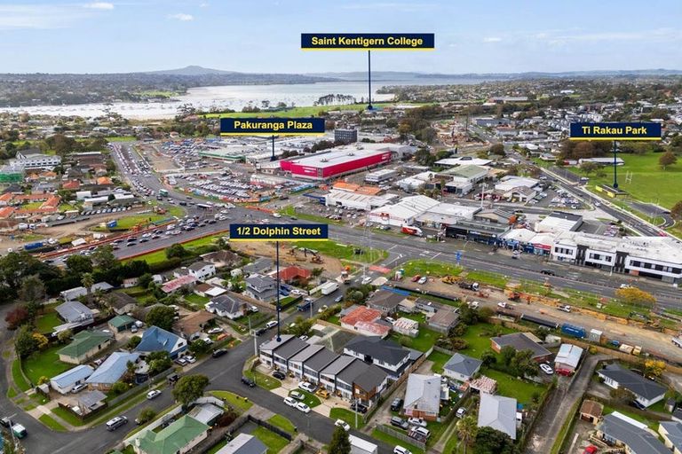 Photo of property in 1/2 Dolphin Street, Pakuranga, Auckland, 2010