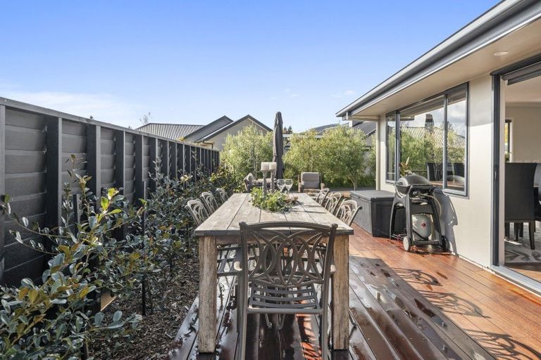 Photo of property in 14 Lakemere Way, Kinloch, Taupo, 3377