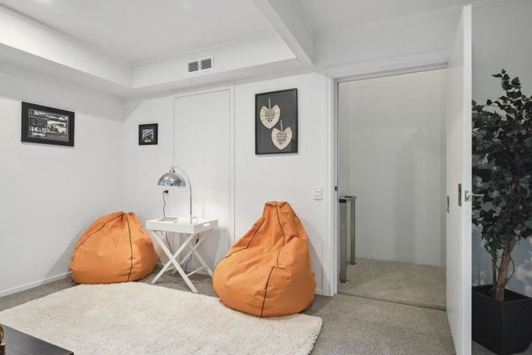 Photo of property in 10 Crowther Terrace, Waipahihi, Taupo, 3330