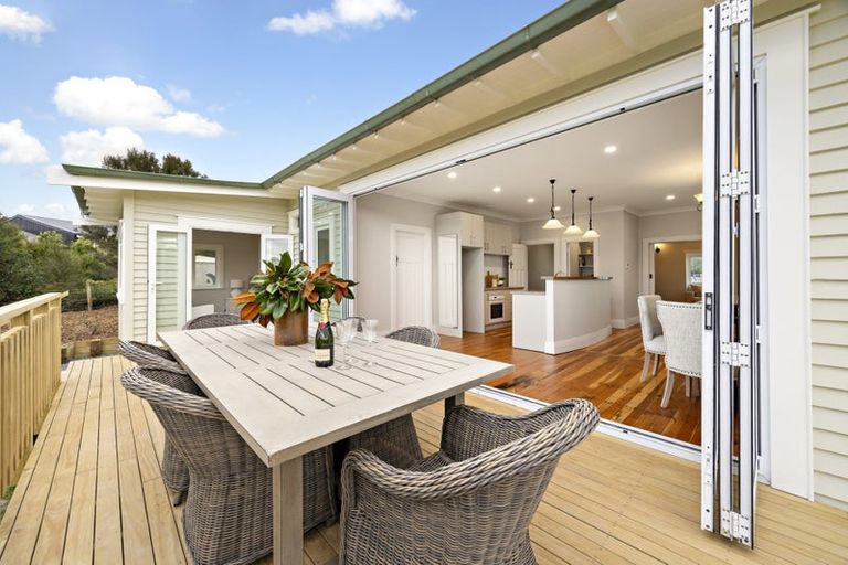 Photo of property in 35 Downer Access Road, Kaukapakapa, 0873