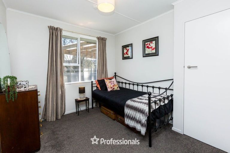 Photo of property in 90 Norana Road, Timberlea, Upper Hutt, 5018