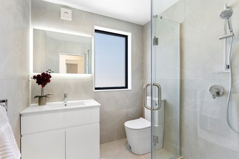 Photo of property in 14d Benders Avenue, Hillcrest, Auckland, 0627