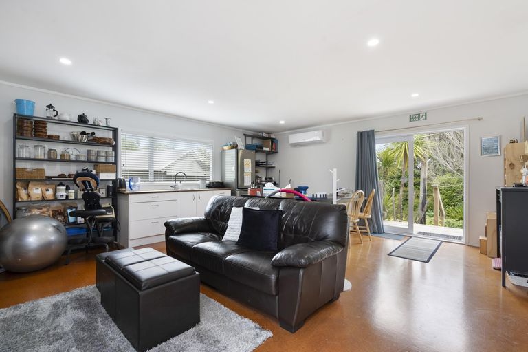 Photo of property in 11 Maraenui Drive, Kerikeri, 0293