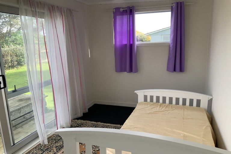 Photo of property in 36 Balmoral Street, Levin, 5510