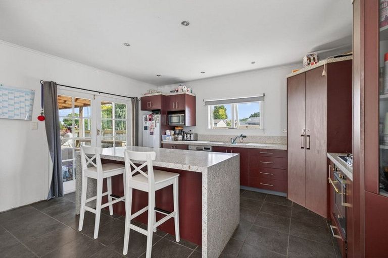 Photo of property in 1a Wellington Street, Feilding, 4702