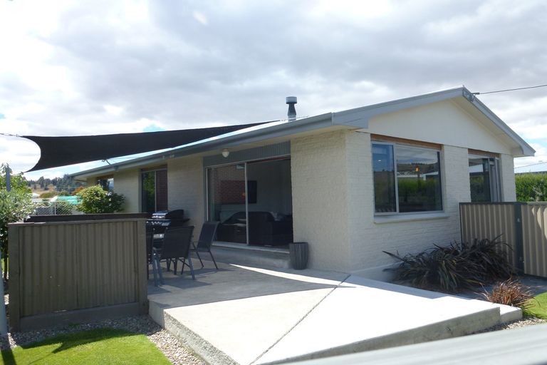 Photo of property in 5 Royal Terrace, Alexandra, 9320