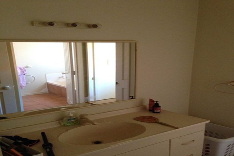 Photo of property in 37 Ayrshire Drive, Grandview Heights, Hamilton, 3200