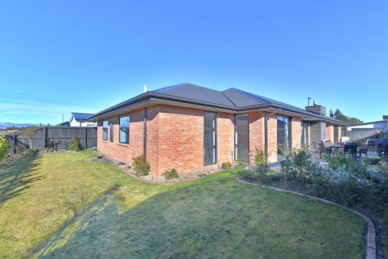 Photo of property in 10 Lambies Street, Marshland, Christchurch, 8083