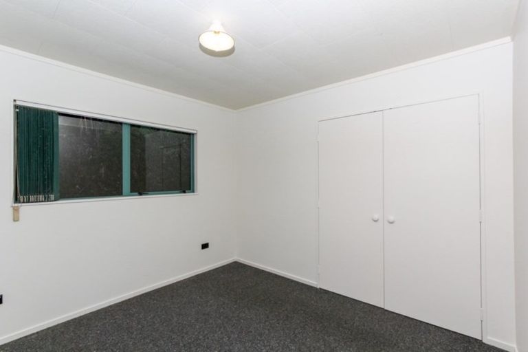 Photo of property in 89b Poplar Grove, Whalers Gate, New Plymouth, 4310