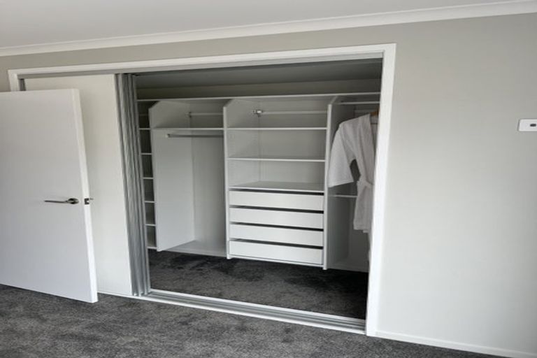 Photo of property in 10 Kapia Road, Westgate, Auckland, 0614