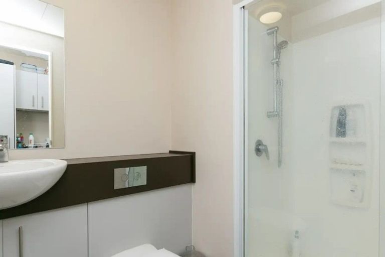 Photo of property in The Peak Apartments, 1001/170 Taranaki Street, Te Aro, Wellington, 6011