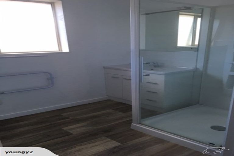 Photo of property in 25 Bideford Place, Dallington, Christchurch, 8061