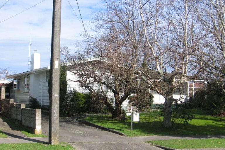 Photo of property in 6 Buick Crescent, Awapuni, Palmerston North, 4412